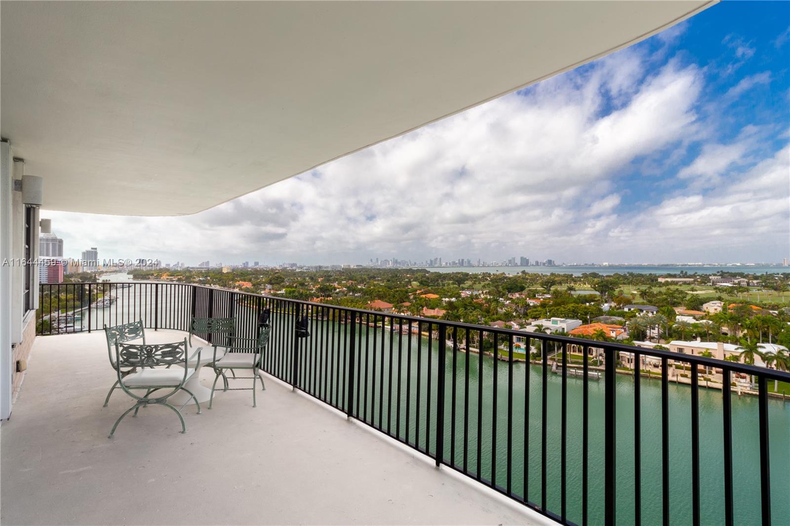 5660 Collins Ave # 14E