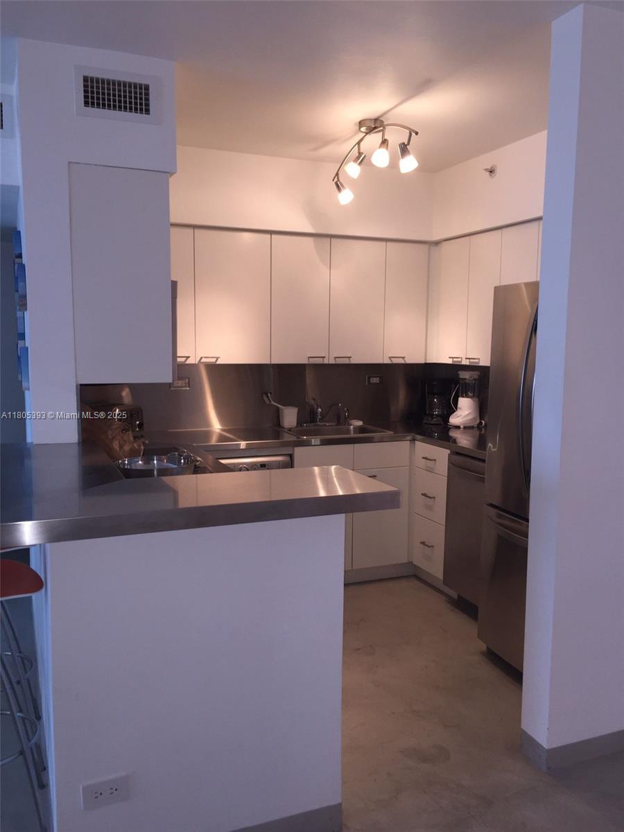 1500 Bay Rd # 1132S