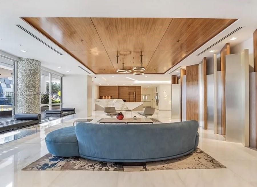 1900 Sunset Harbour Dr # 1814