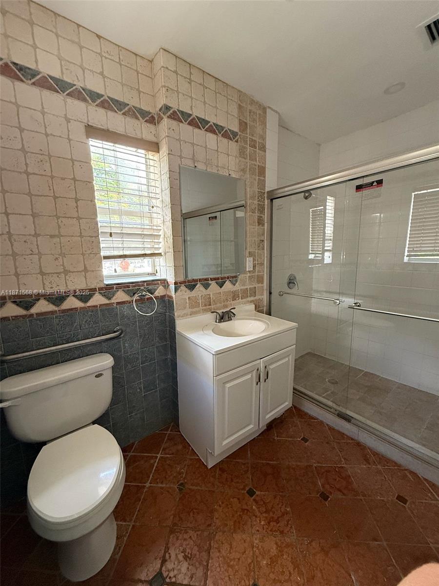222 SW 15th Rd # 2