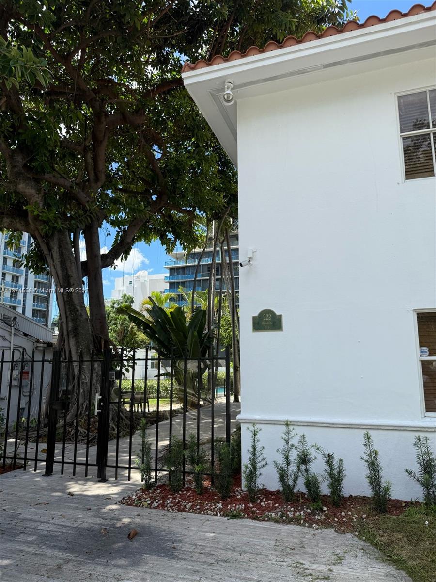 222 SW 15th Rd # 2