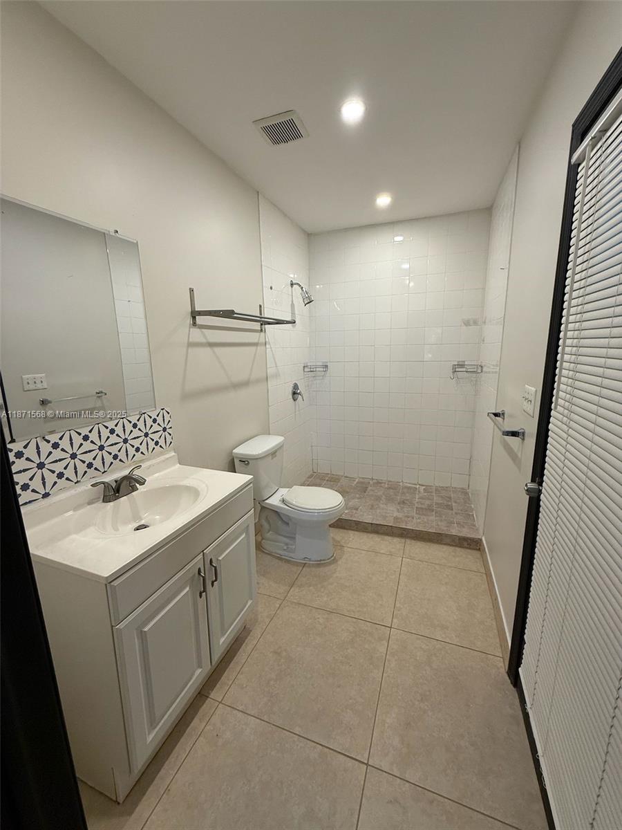 222 SW 15th Rd # 2