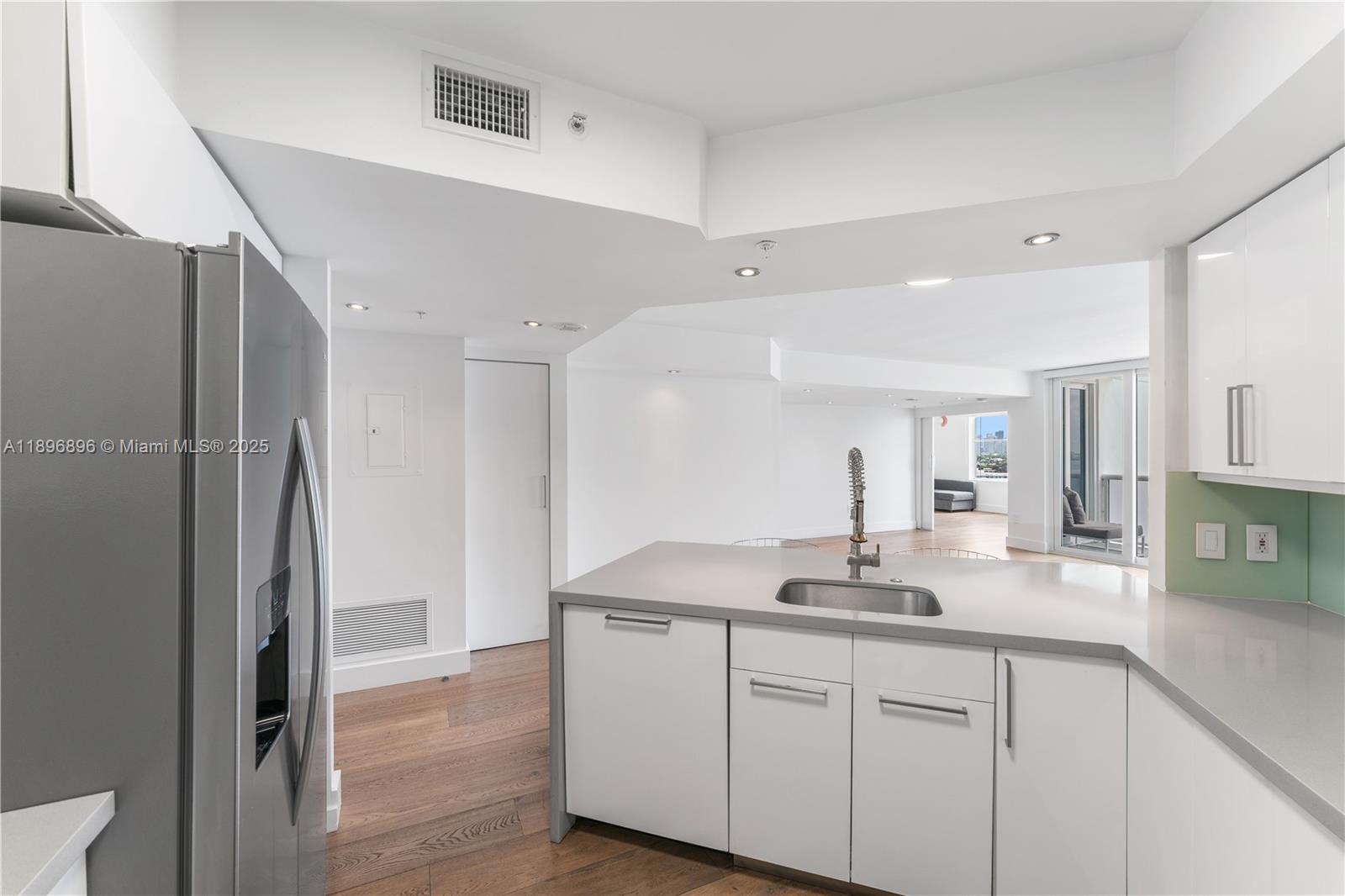 1900 Sunset Harbour Dr # 1814, Miami Beach Unit: 1814