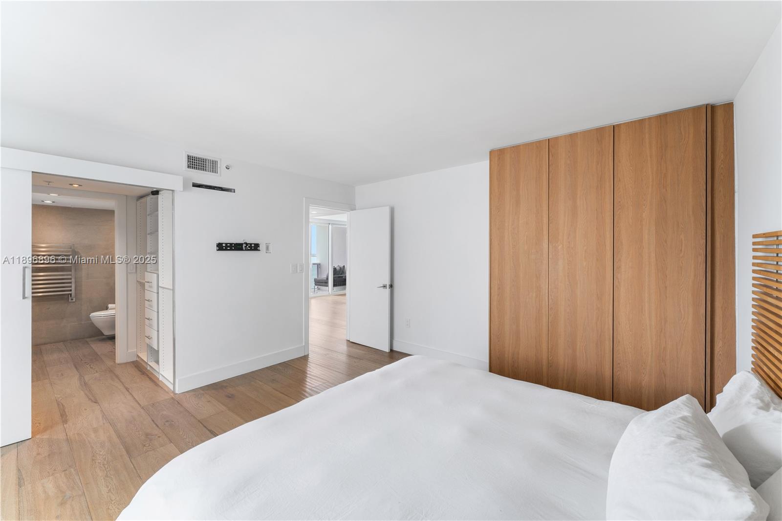 1900 Sunset Harbour Dr # 1814, Miami Beach Unit: 1814