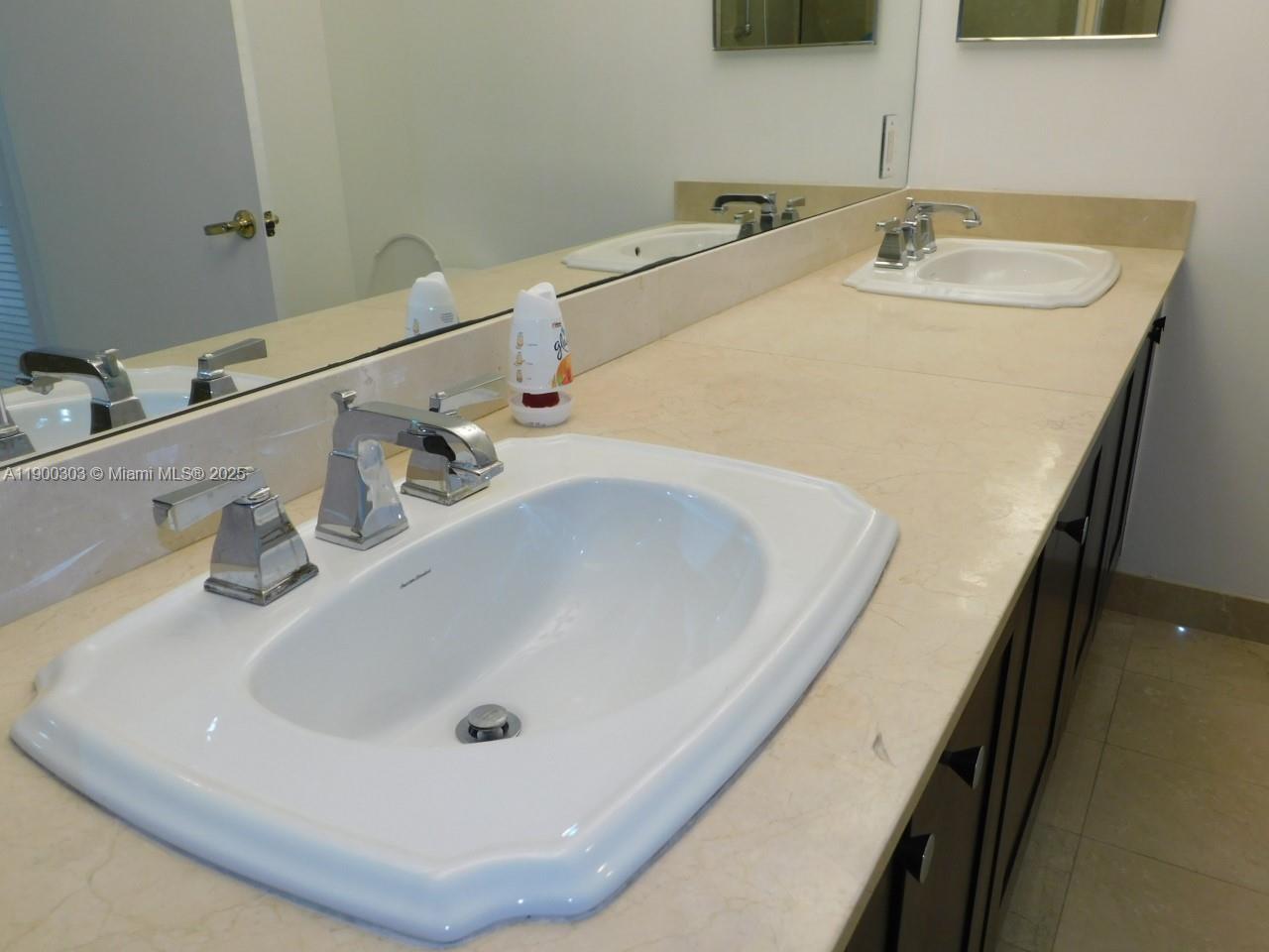 4100 Salzedo St # 810