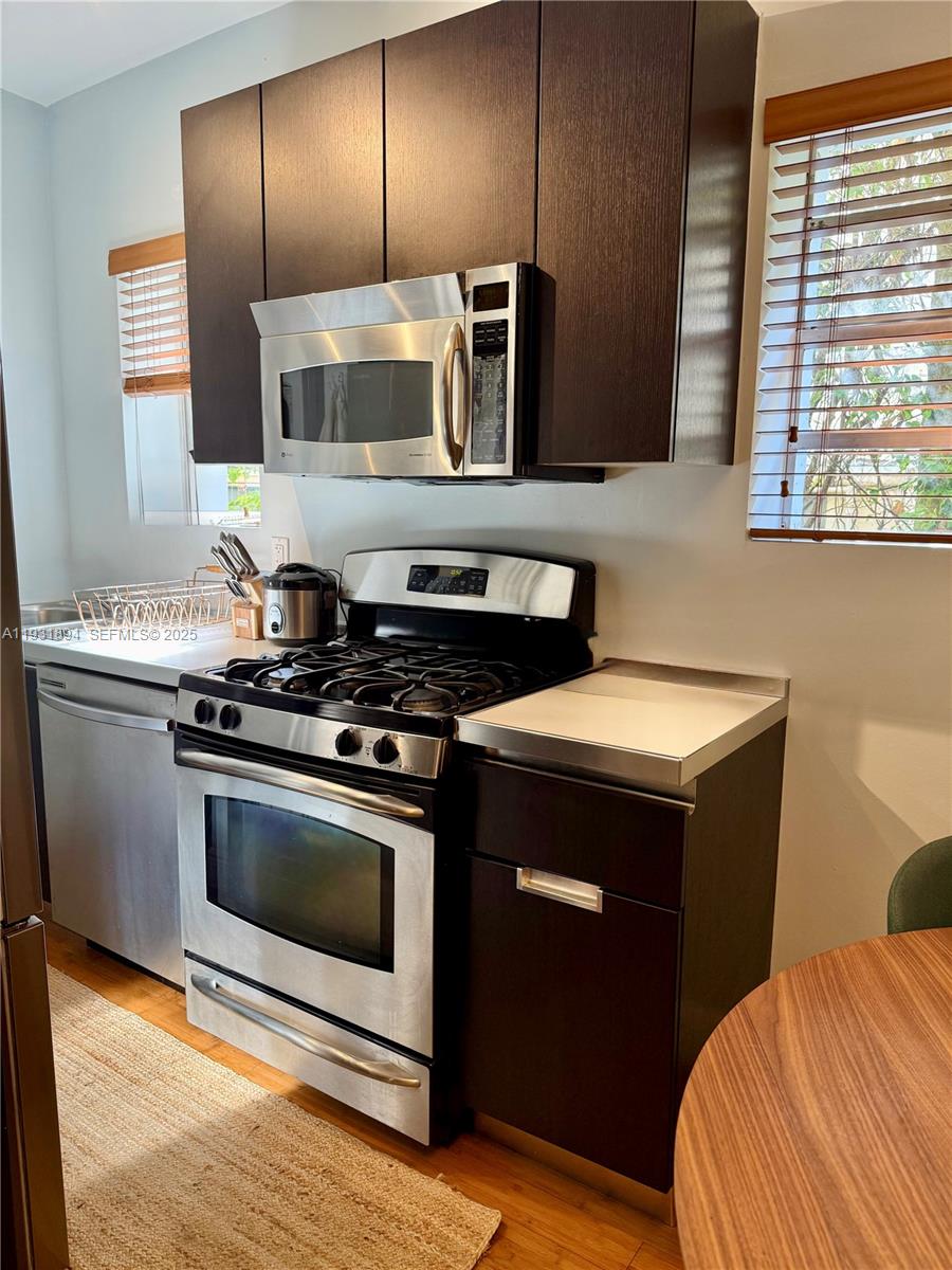 4812 Pine Tree Dr # 103