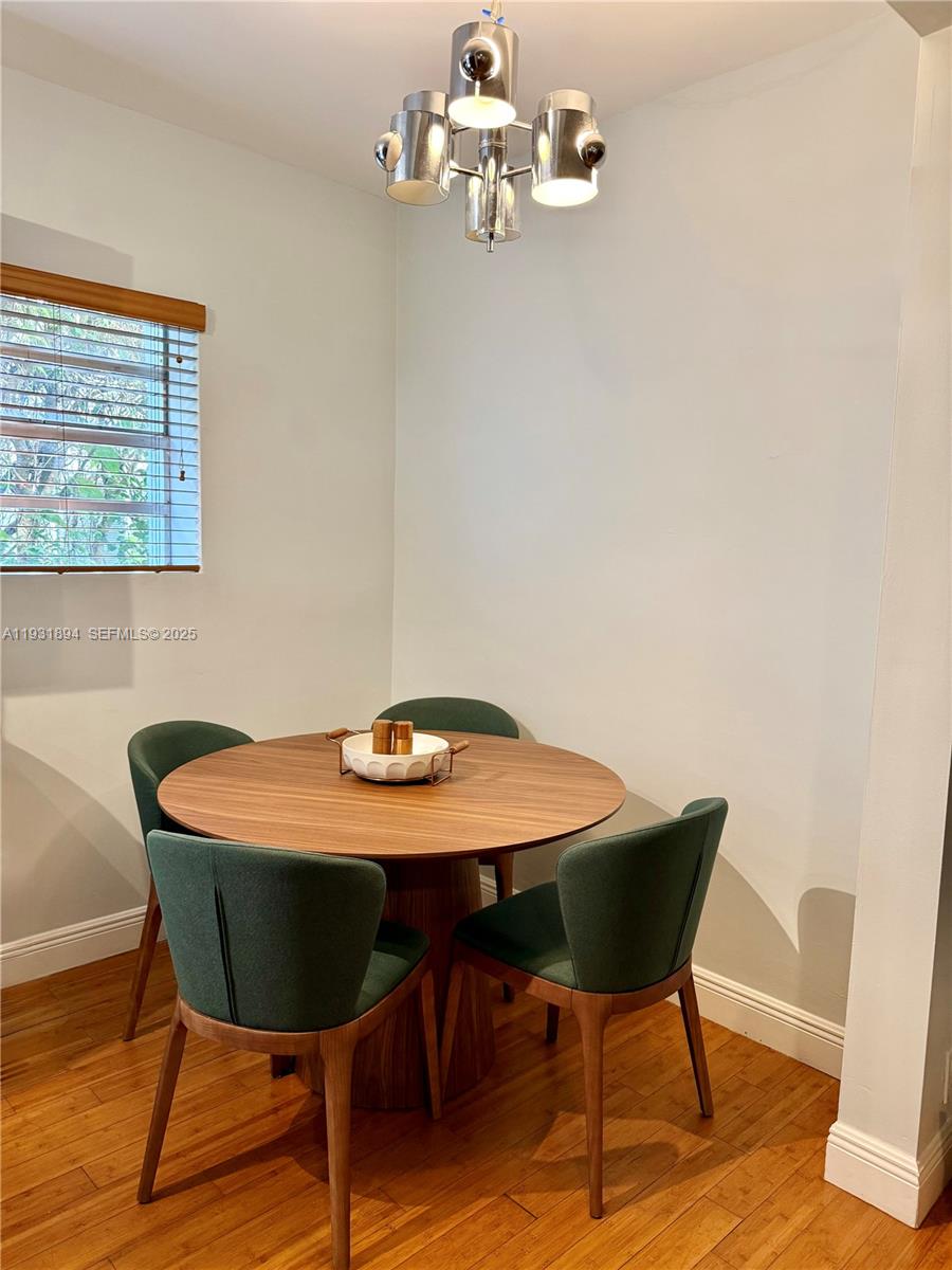 4812 Pine Tree Dr # 103