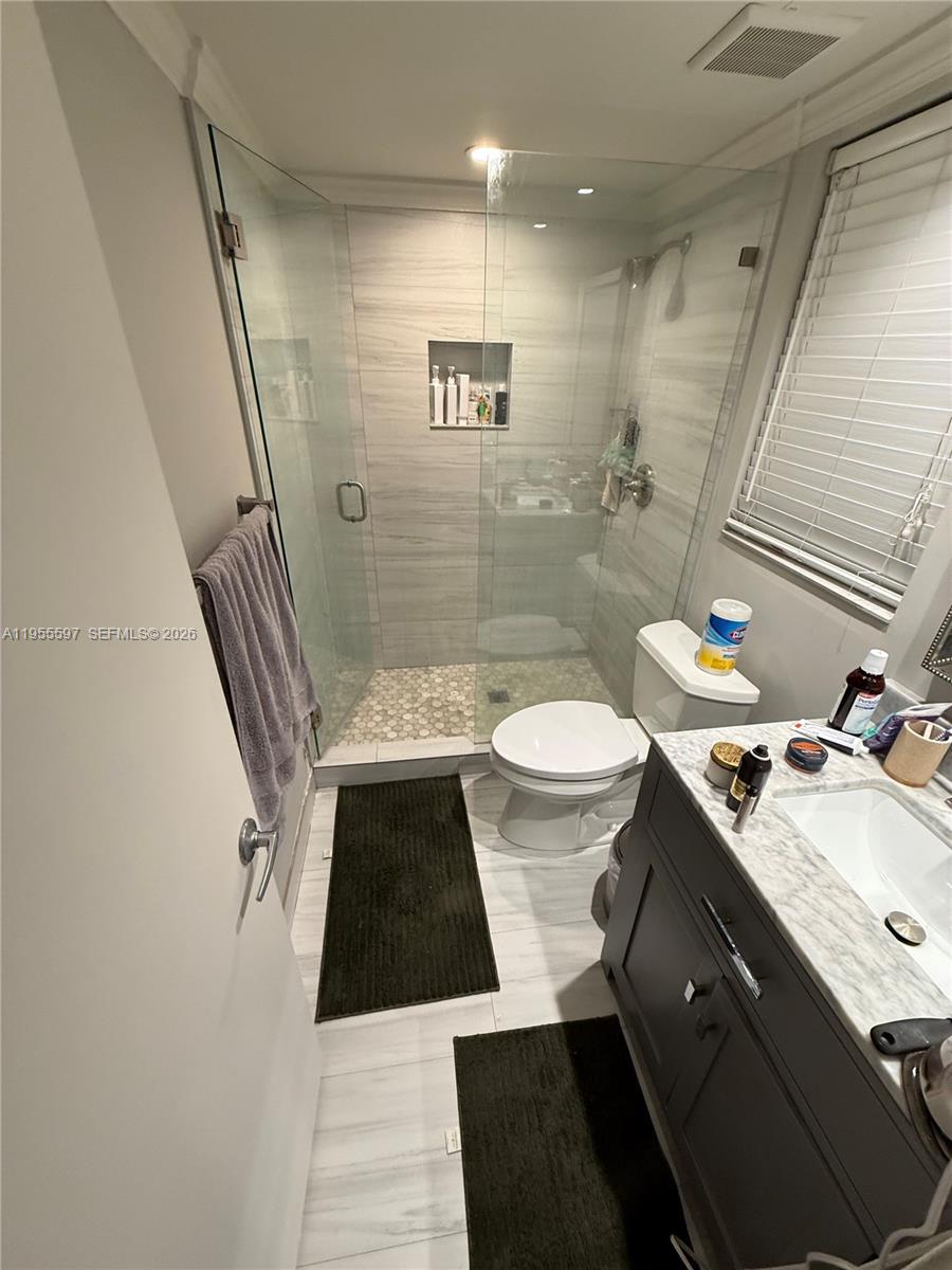 7765 SW 86th St # 112 Unit: F2-112