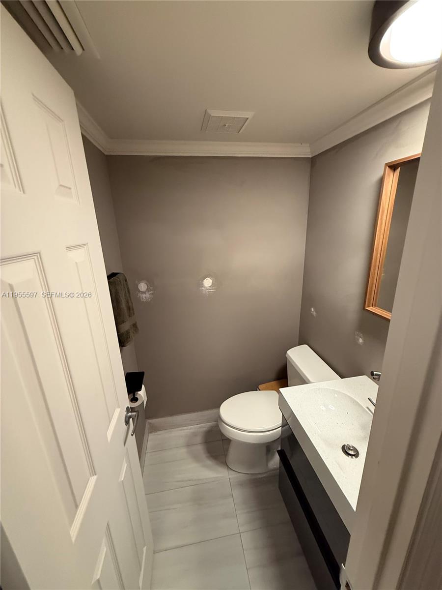 7765 SW 86th St # 112 Unit: F2-112