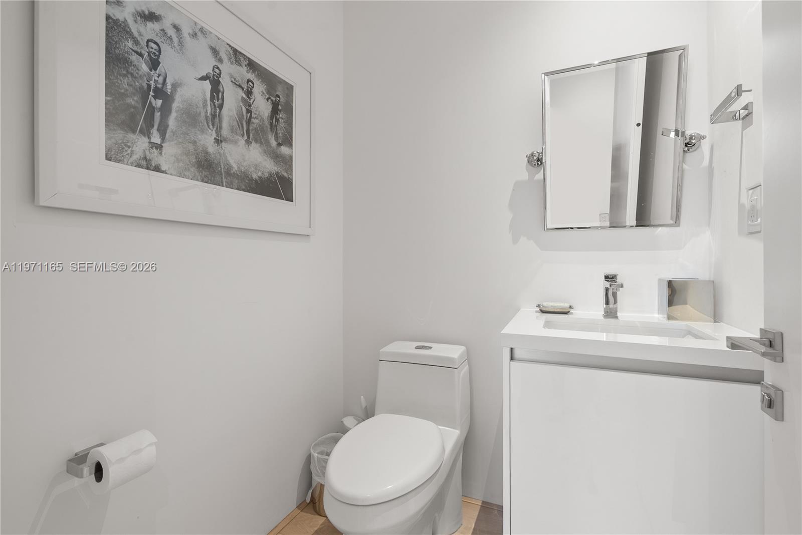 801 S Pointe Dr # 204