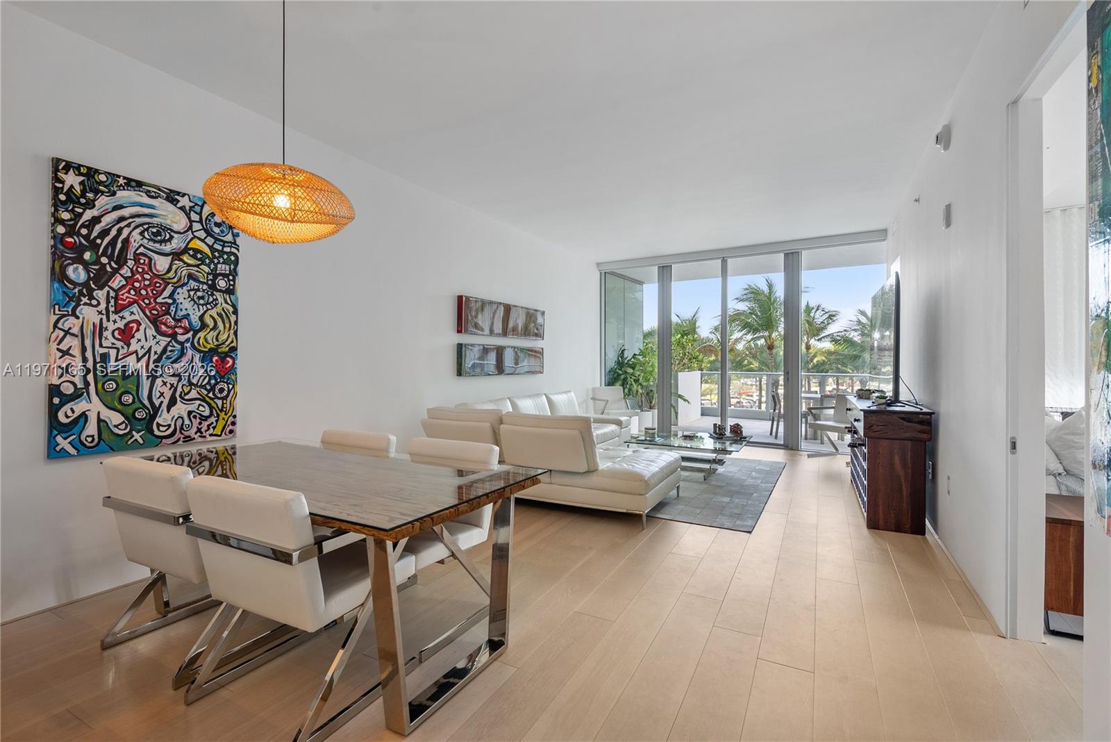 801 S Pointe Dr # 204