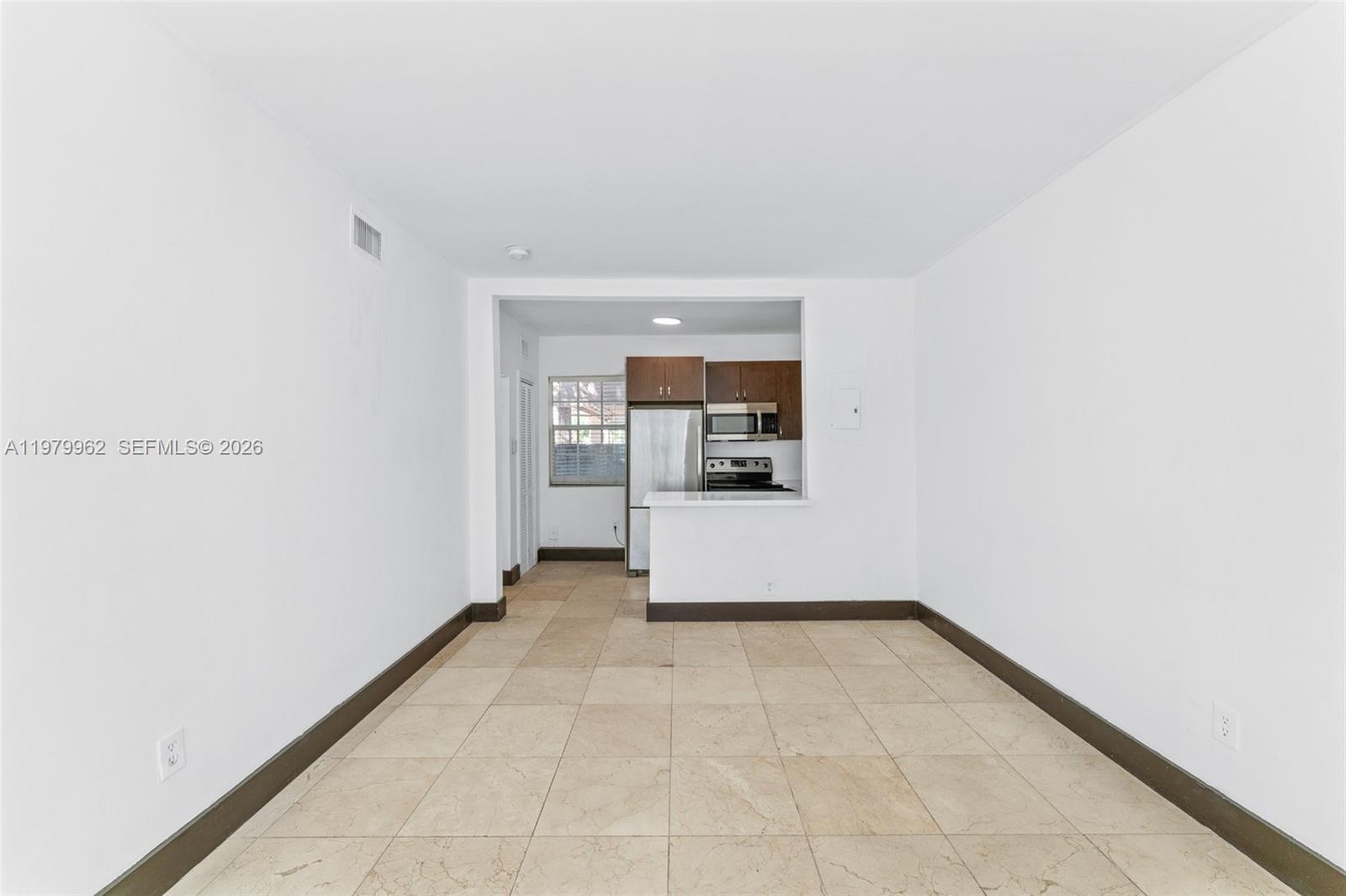 541 NE 62nd St # 10