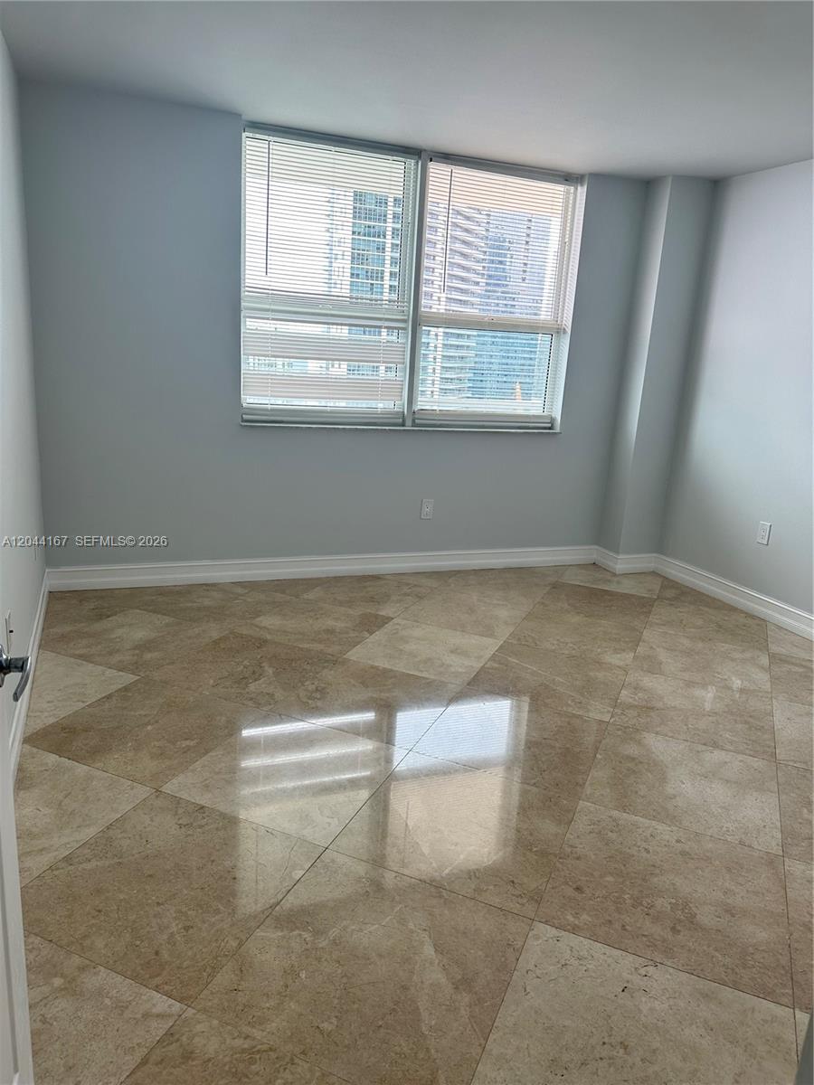 1155 Brickell Bay Dr # 3107