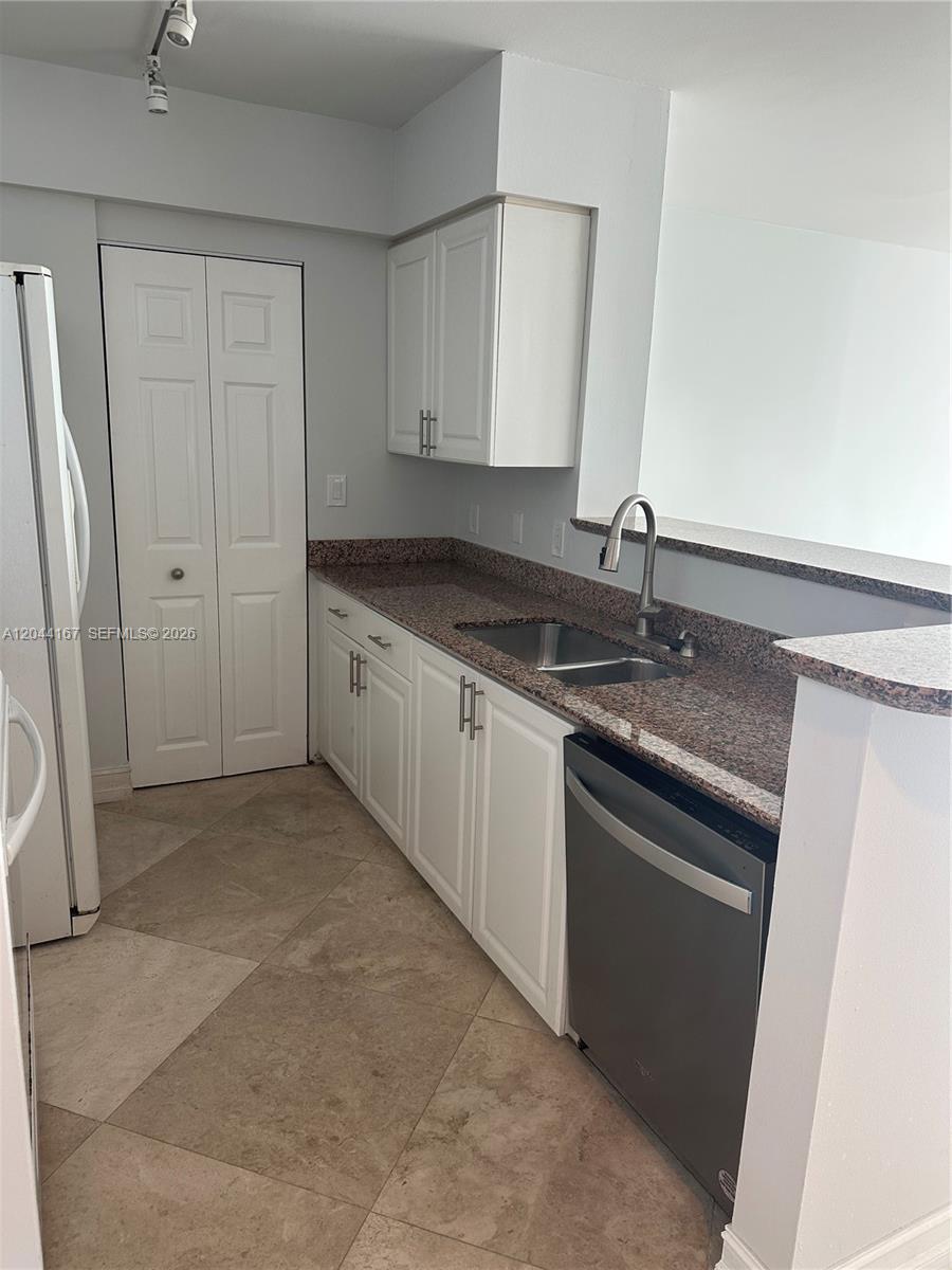 1155 Brickell Bay Dr # 3107