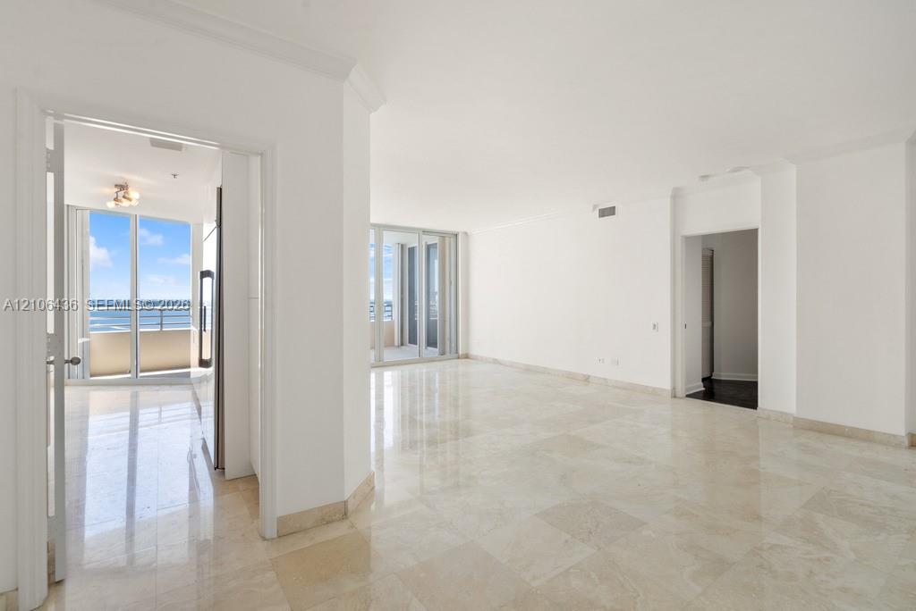 808 Brickell Key Dr # 2102