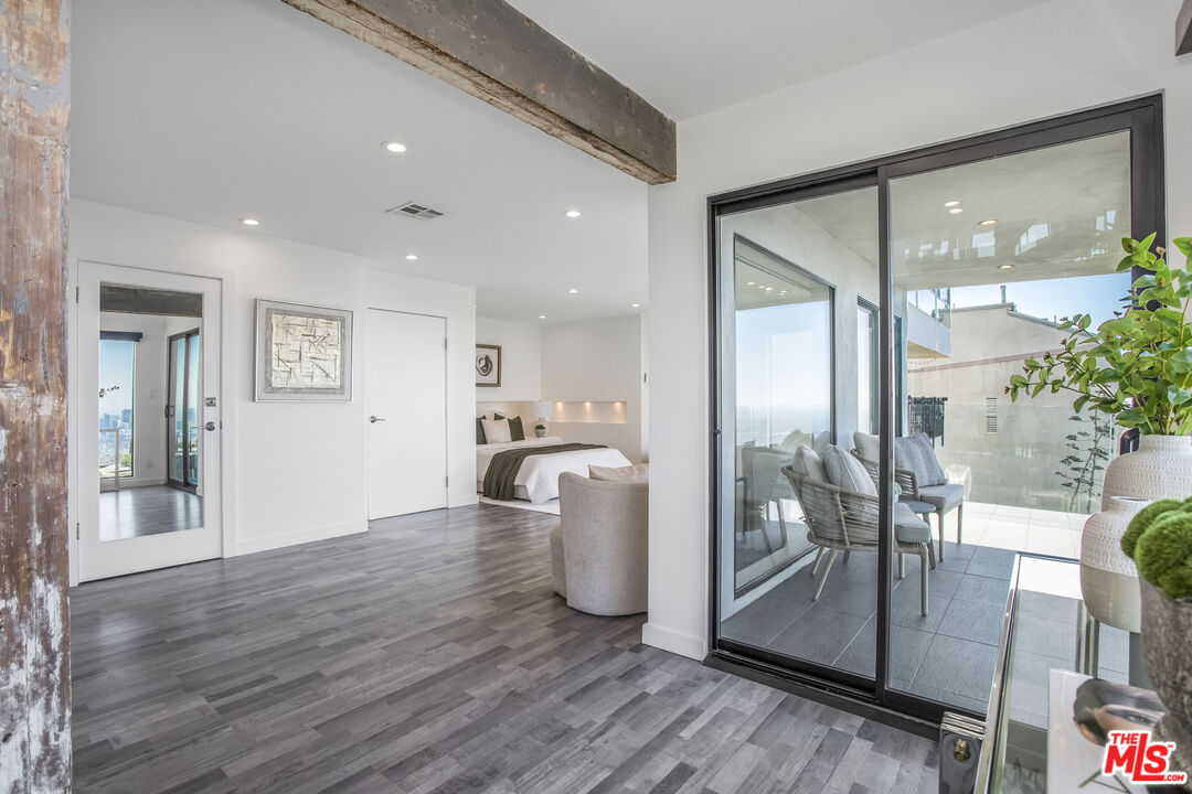 8506 Magnolia Dr