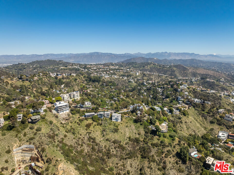 8506 Magnolia Dr