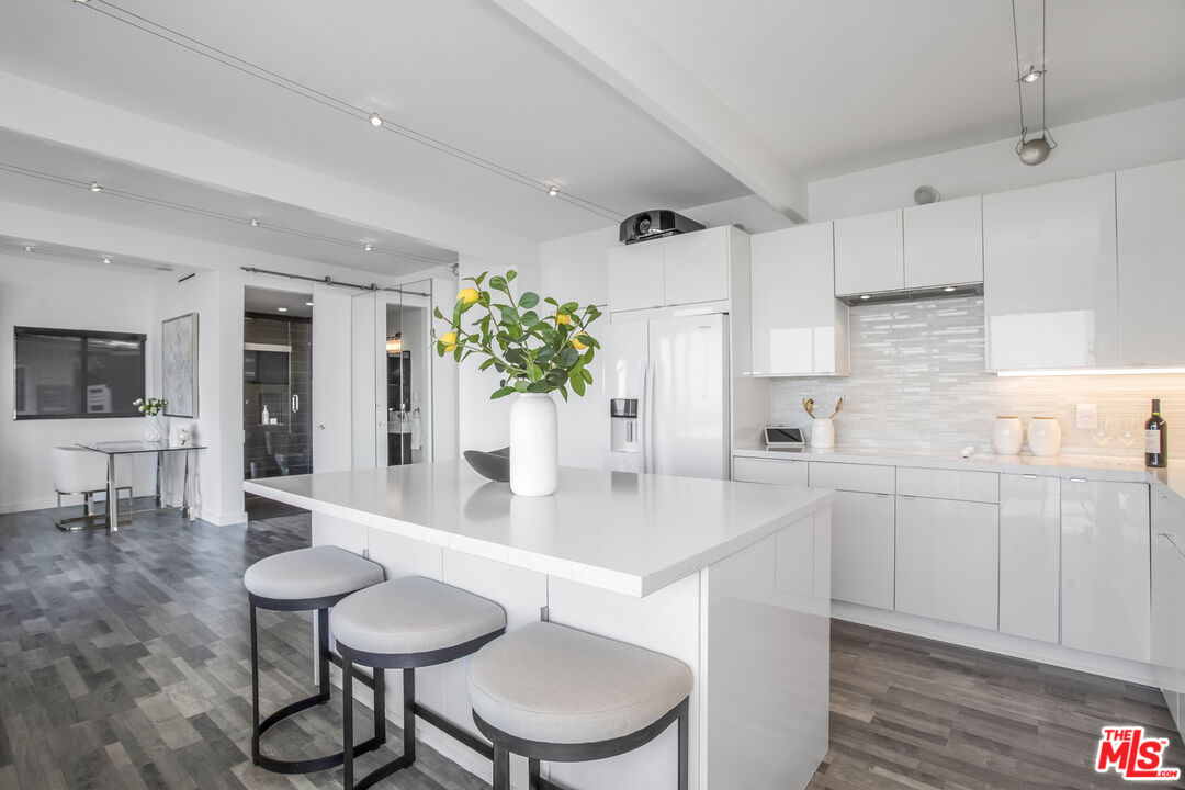 8506 Magnolia Dr