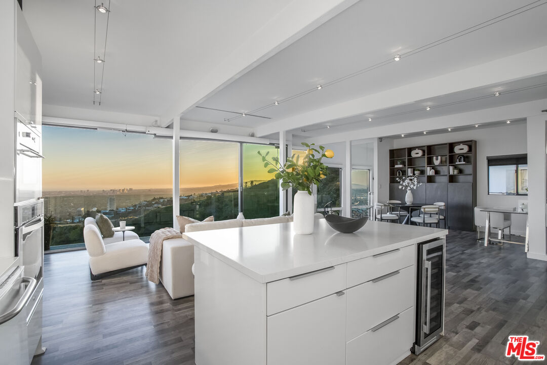 8506 Magnolia Dr