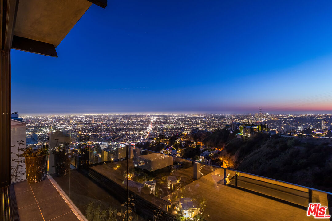 8506 Magnolia Dr