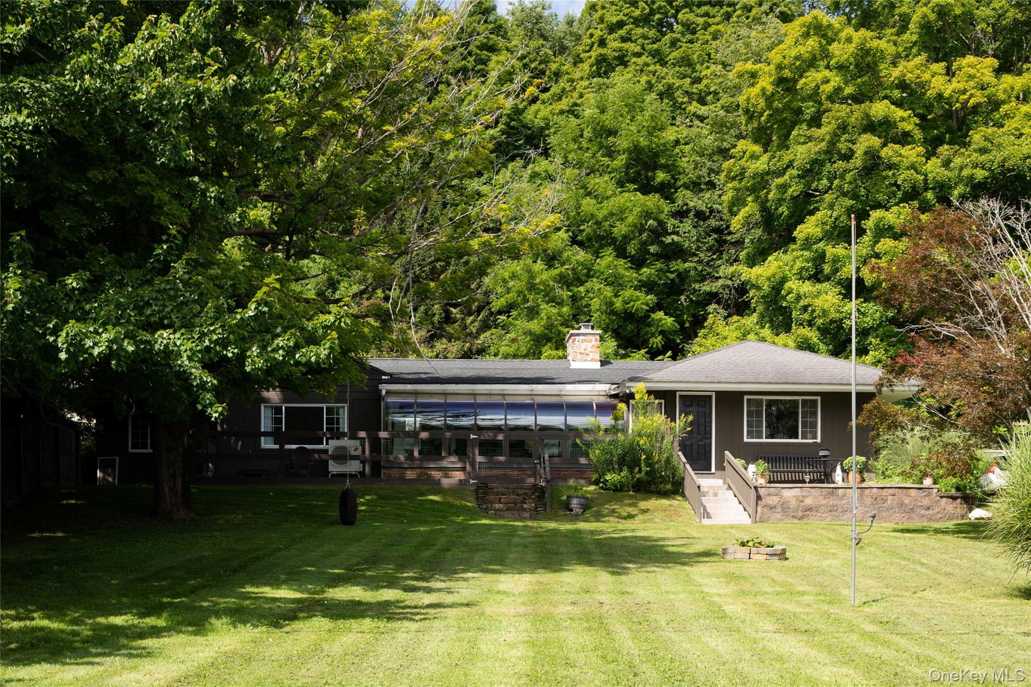 119 W Hunns Lake Road
