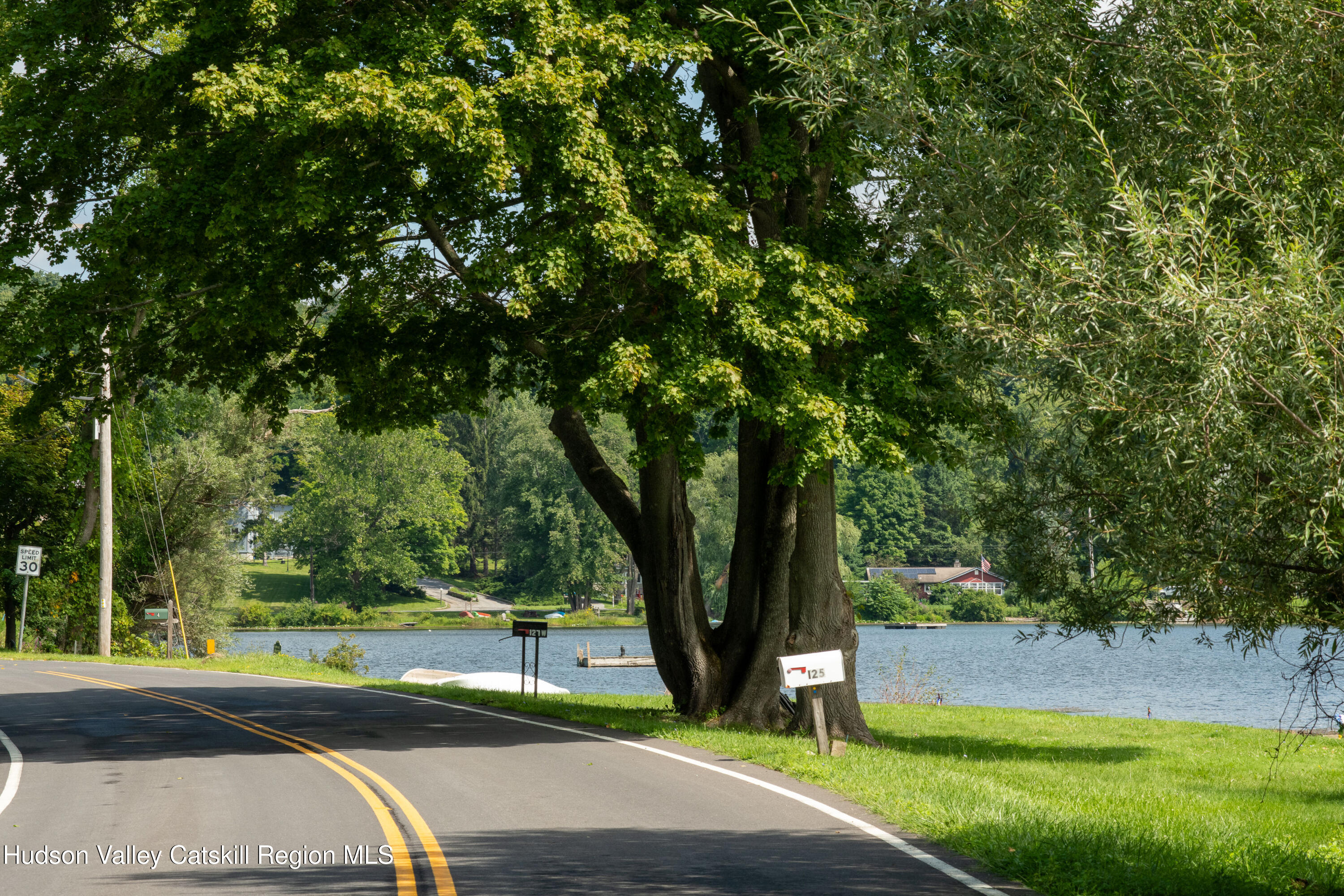 119 W Hunns Lake Road