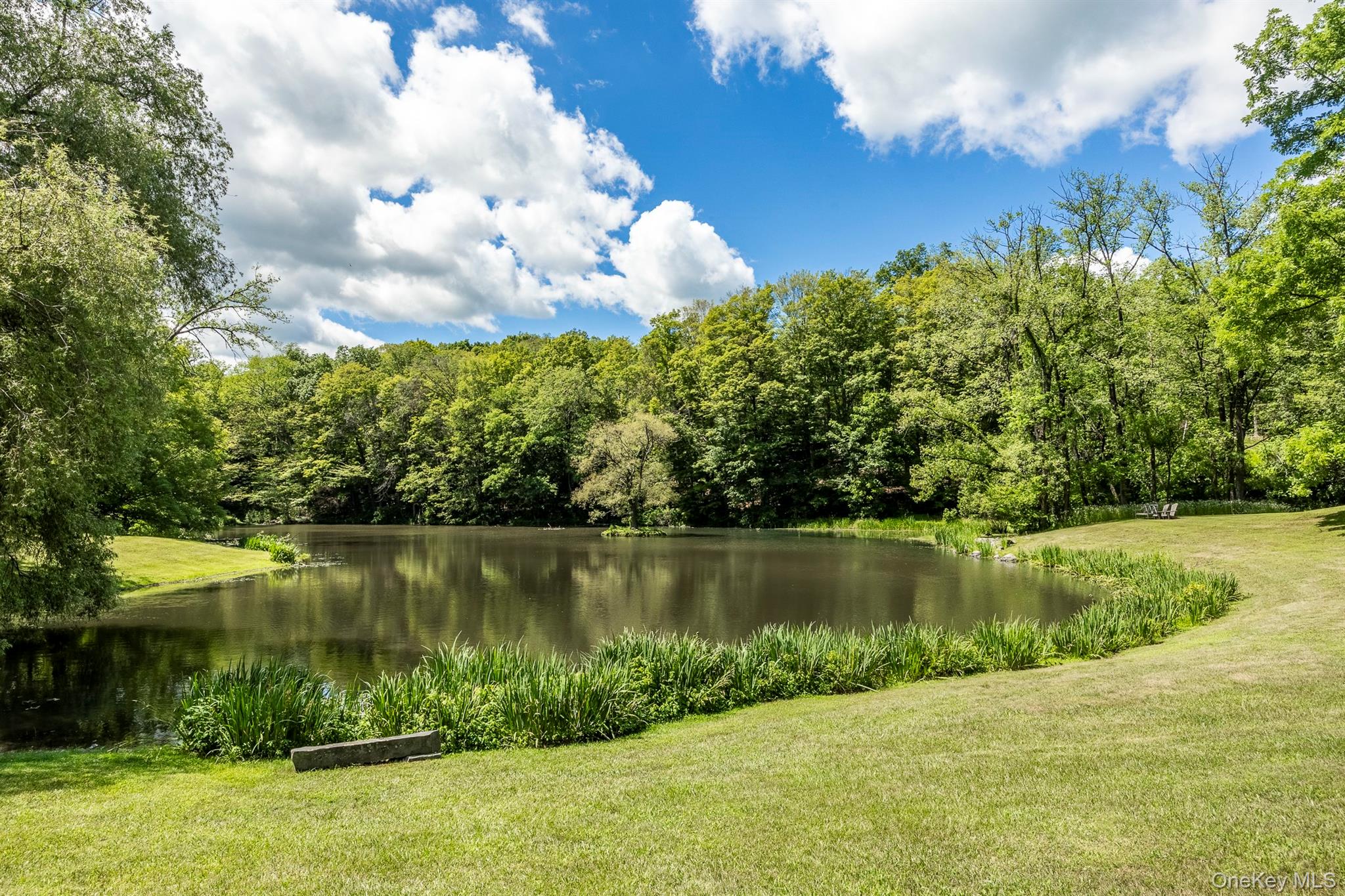 176 Schoolhouse Road