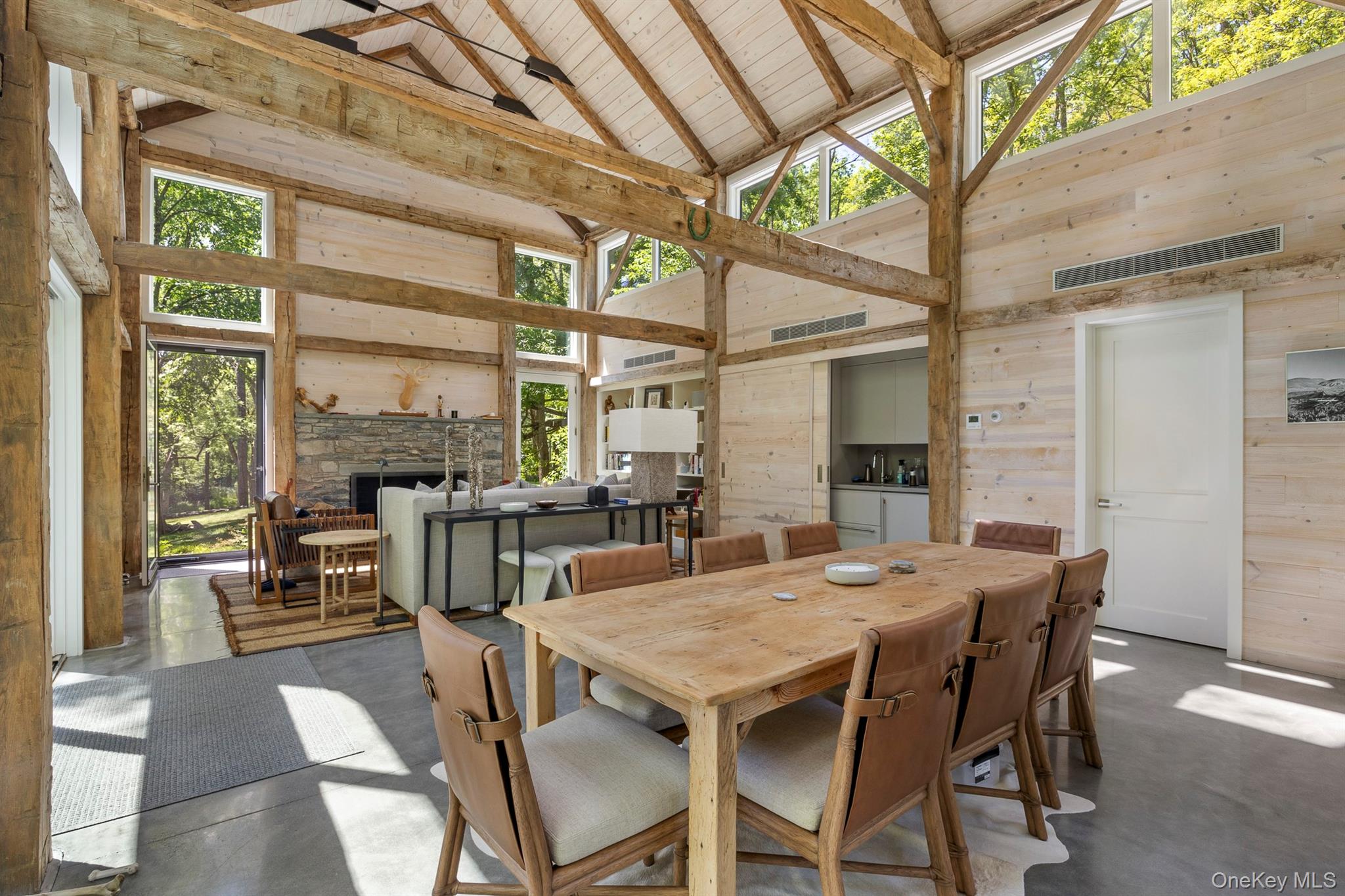 176 Schoolhouse Road