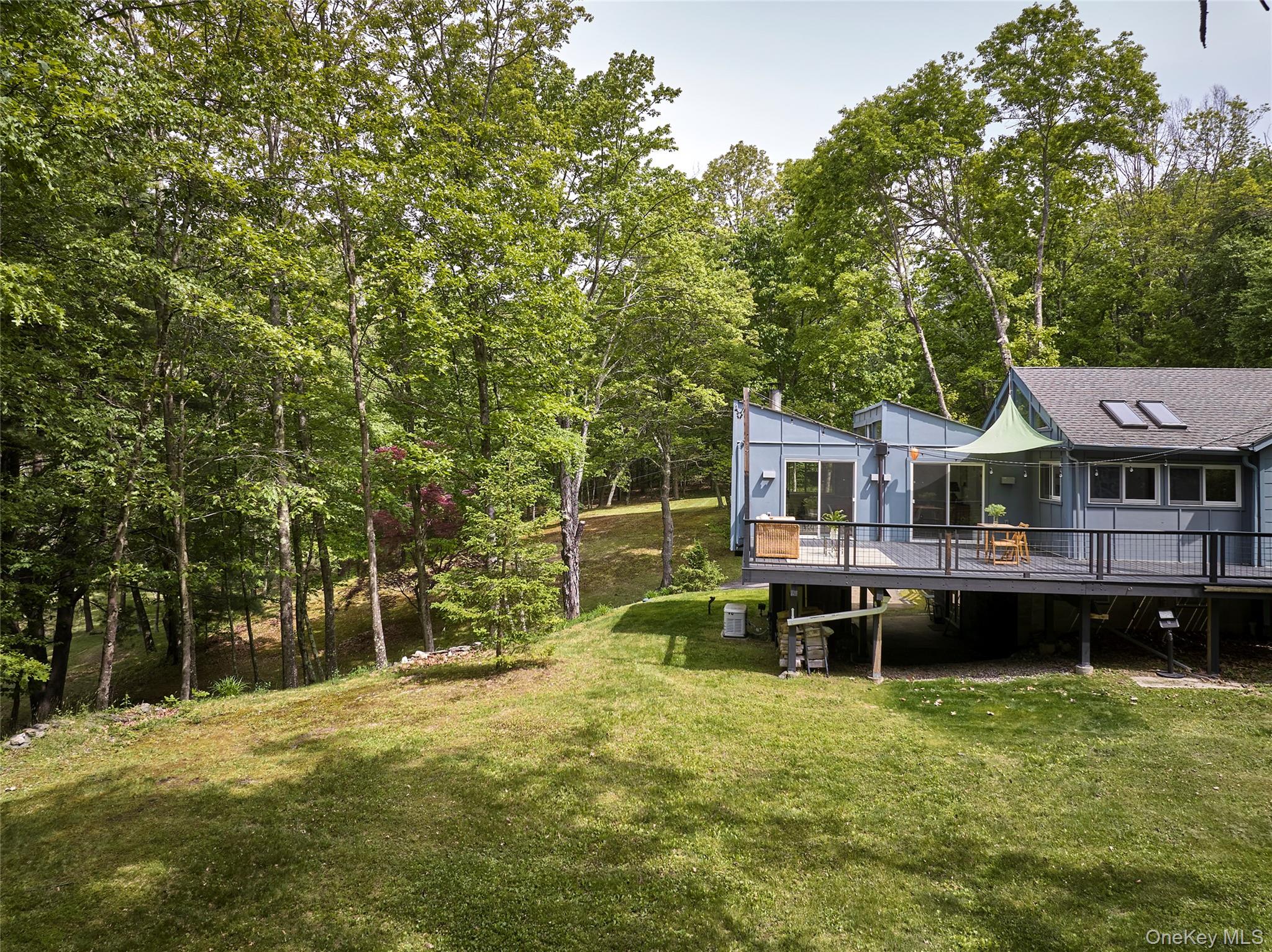 611 N Clove Road