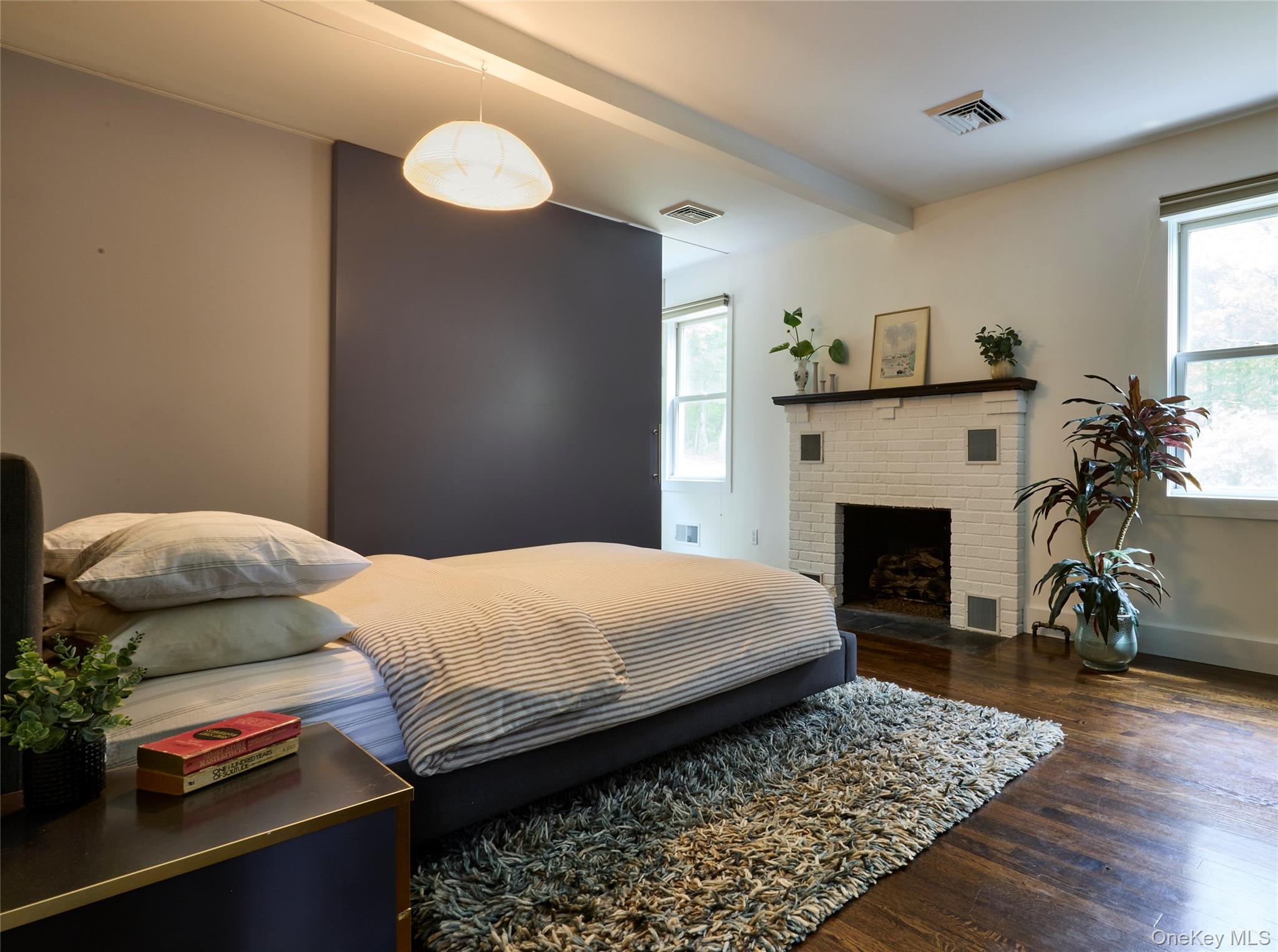 611 N Clove Road