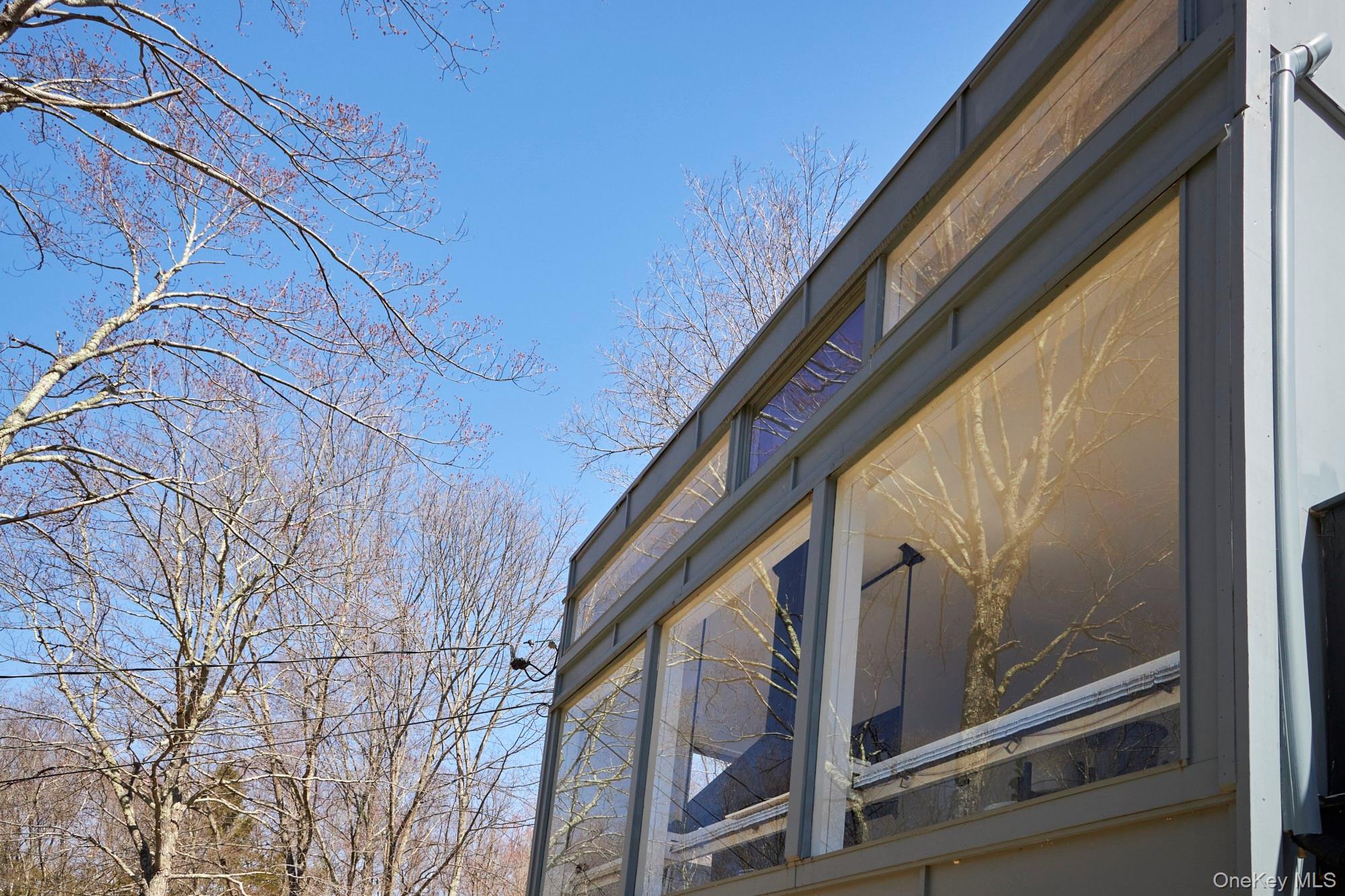 611 N Clove Road