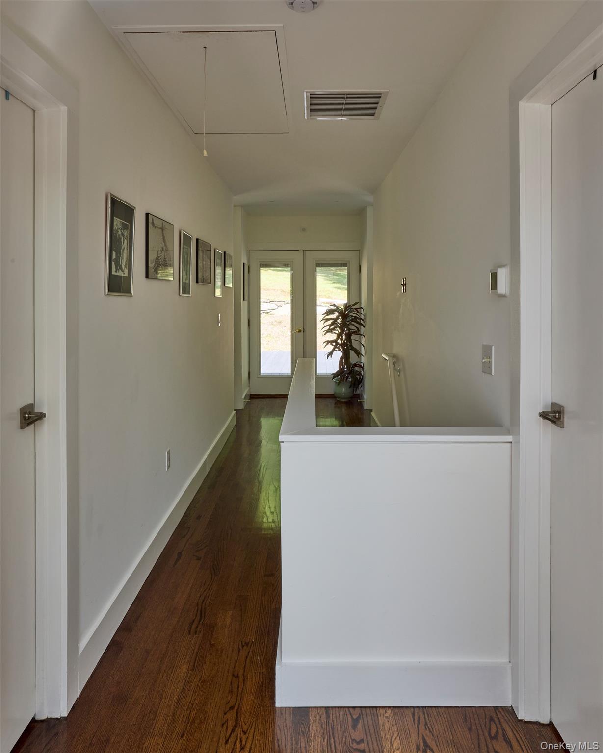 611 N Clove Road