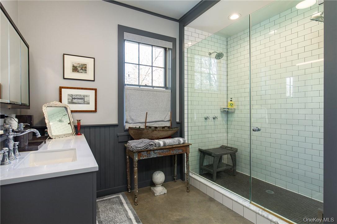 20 Taintor Way