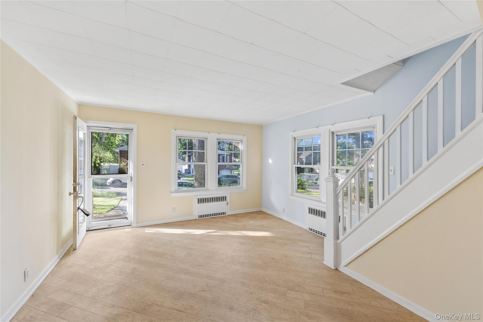 36 Lakeview Court