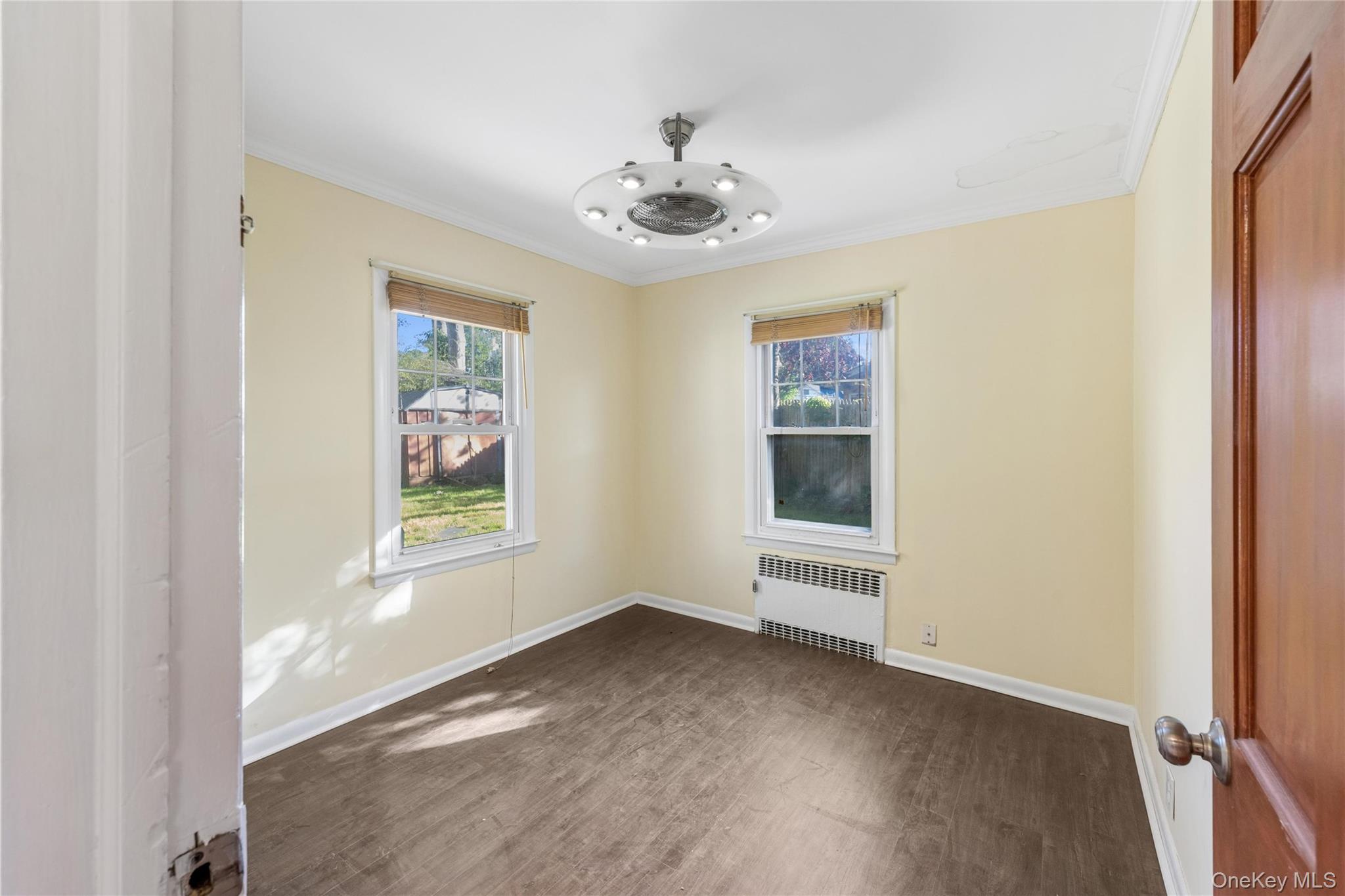 36 Lakeview Court