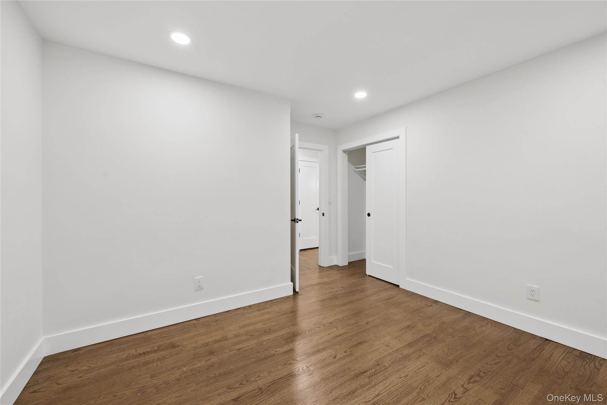 128 Crooked Hill Road