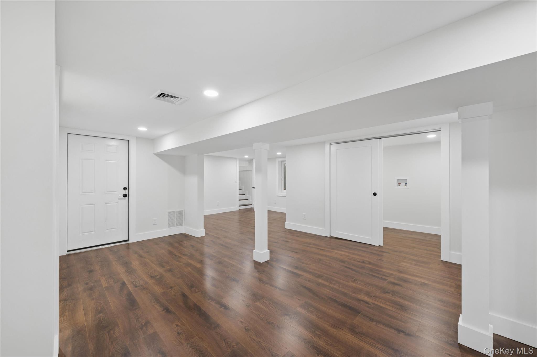 128 Crooked Hill Road