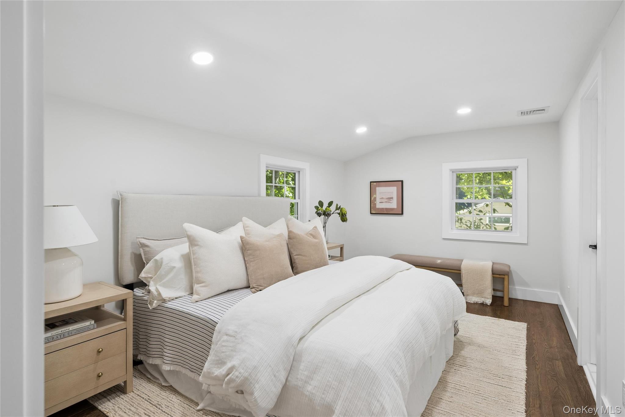 128 Crooked Hill Road