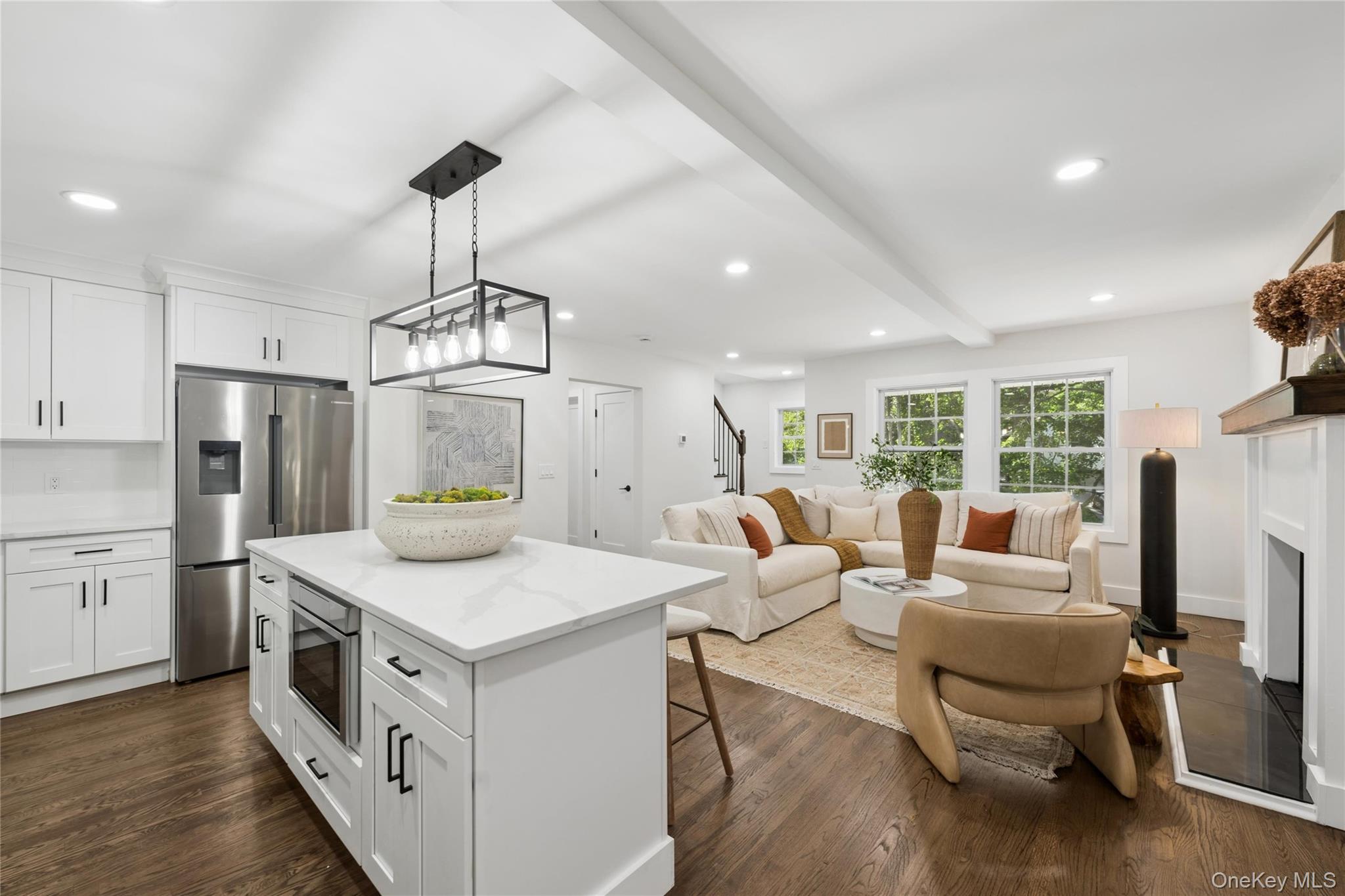 128 Crooked Hill Road