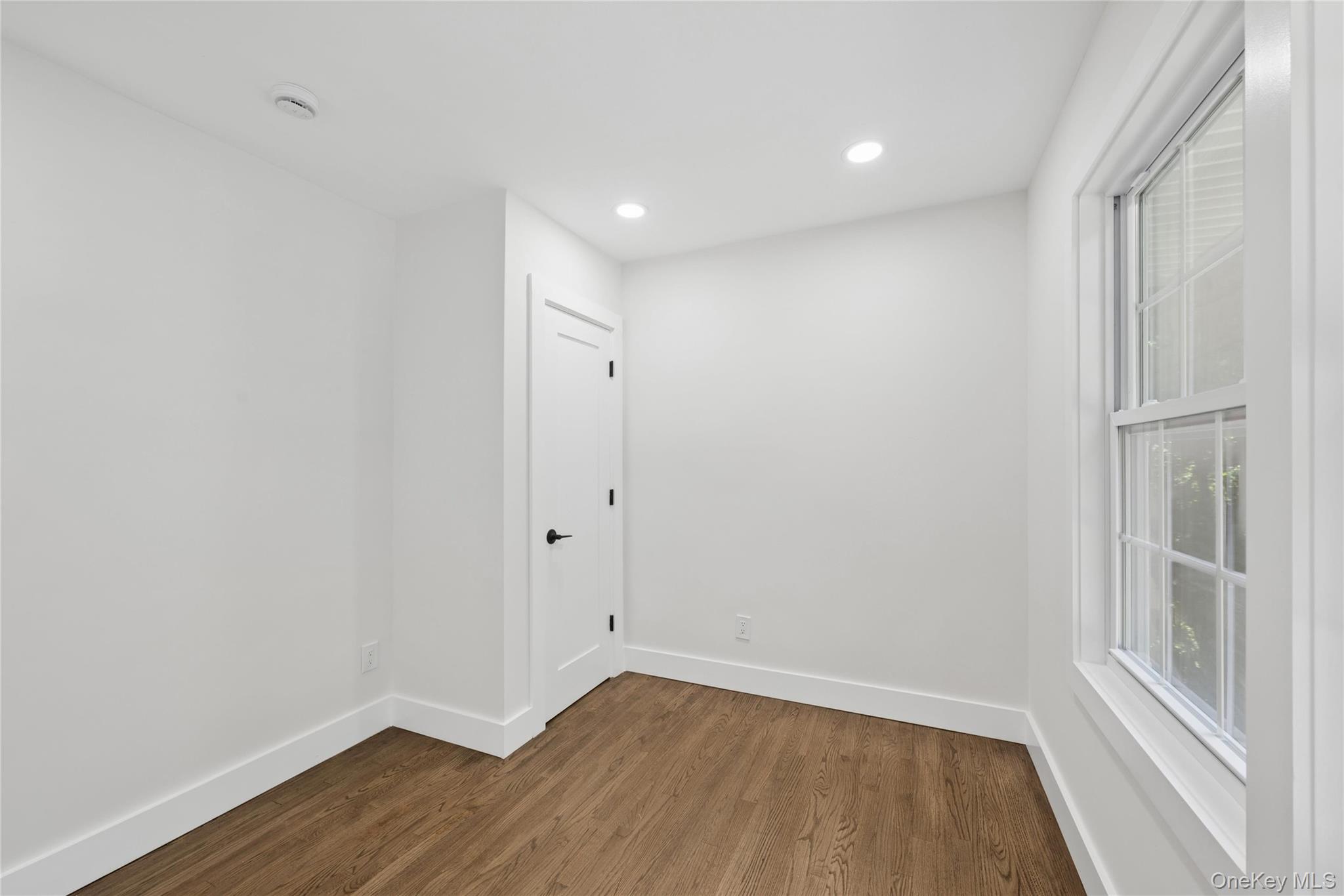 128 Crooked Hill Road