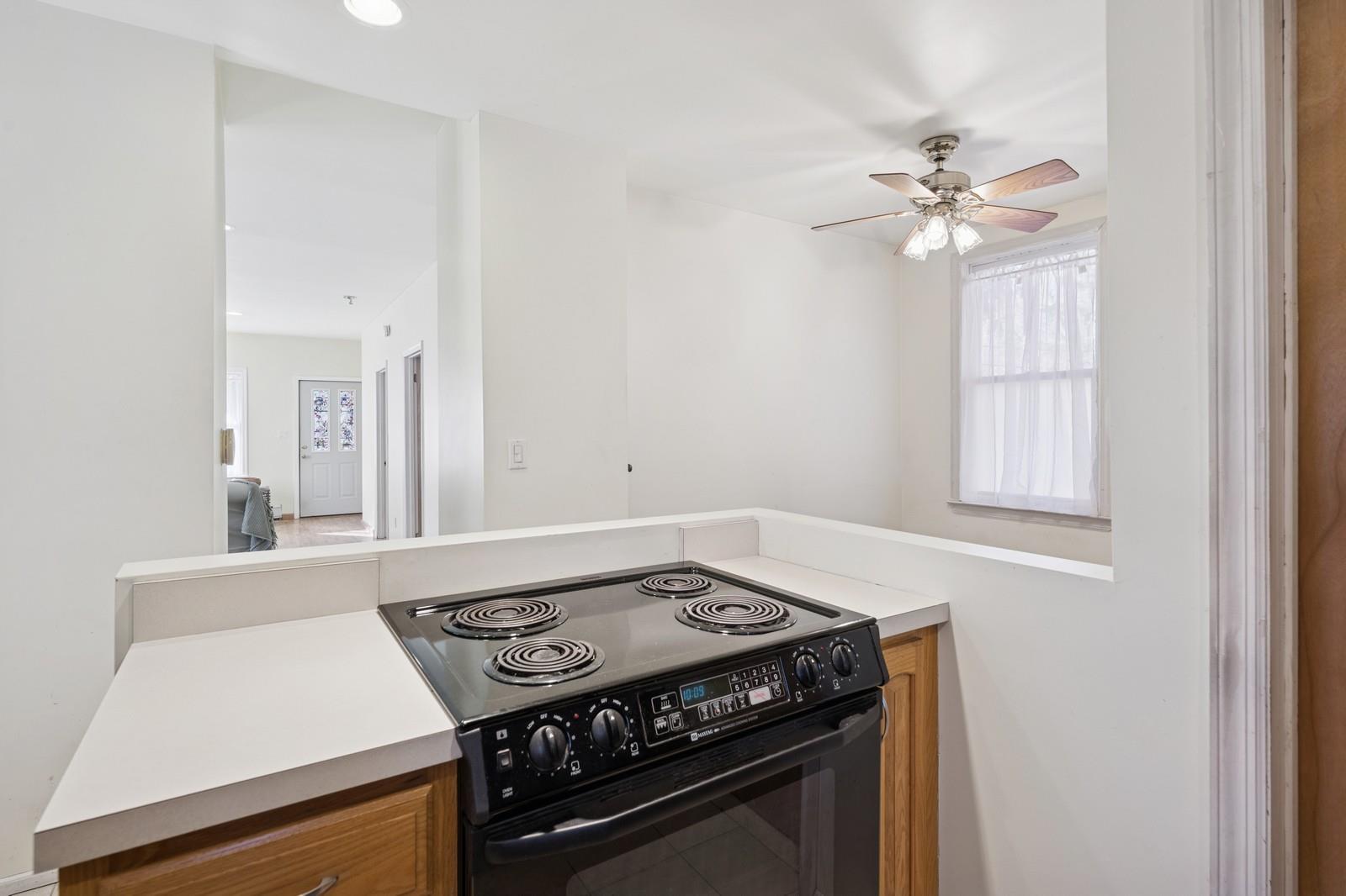 807 Meadow Road