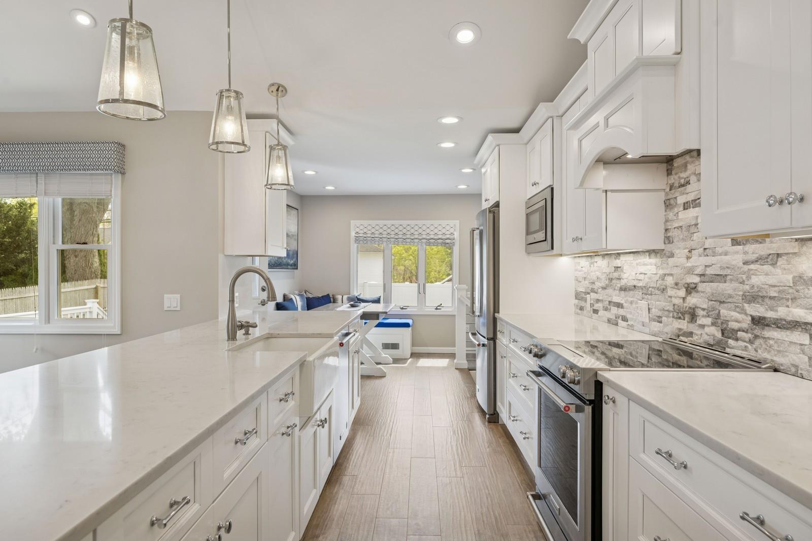 16 Maywood Place