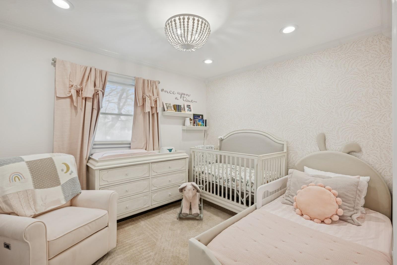 16 Maywood Place
