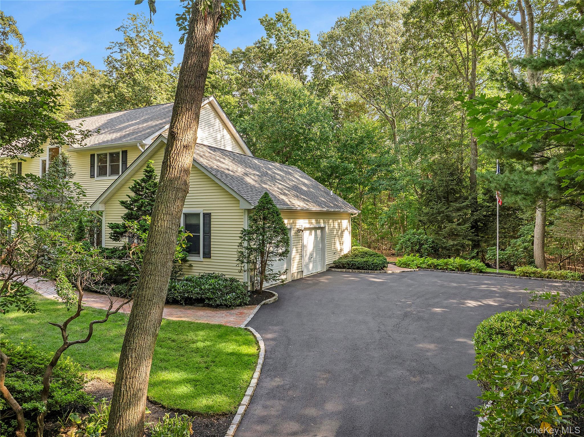 104 Harborview Drive