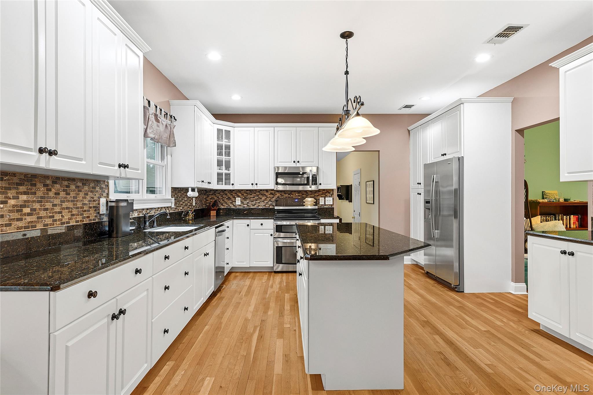 104 Harborview Drive