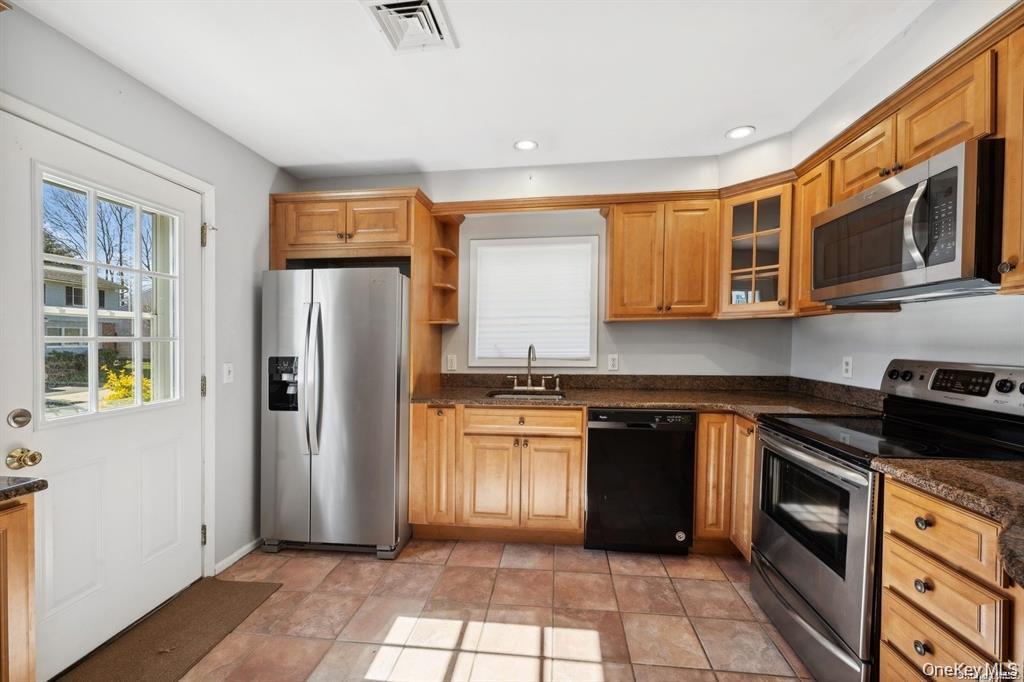 301 Laurel Road