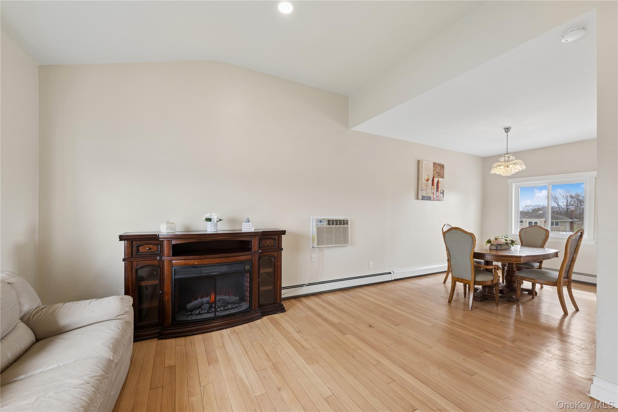 40 Scholar Lane