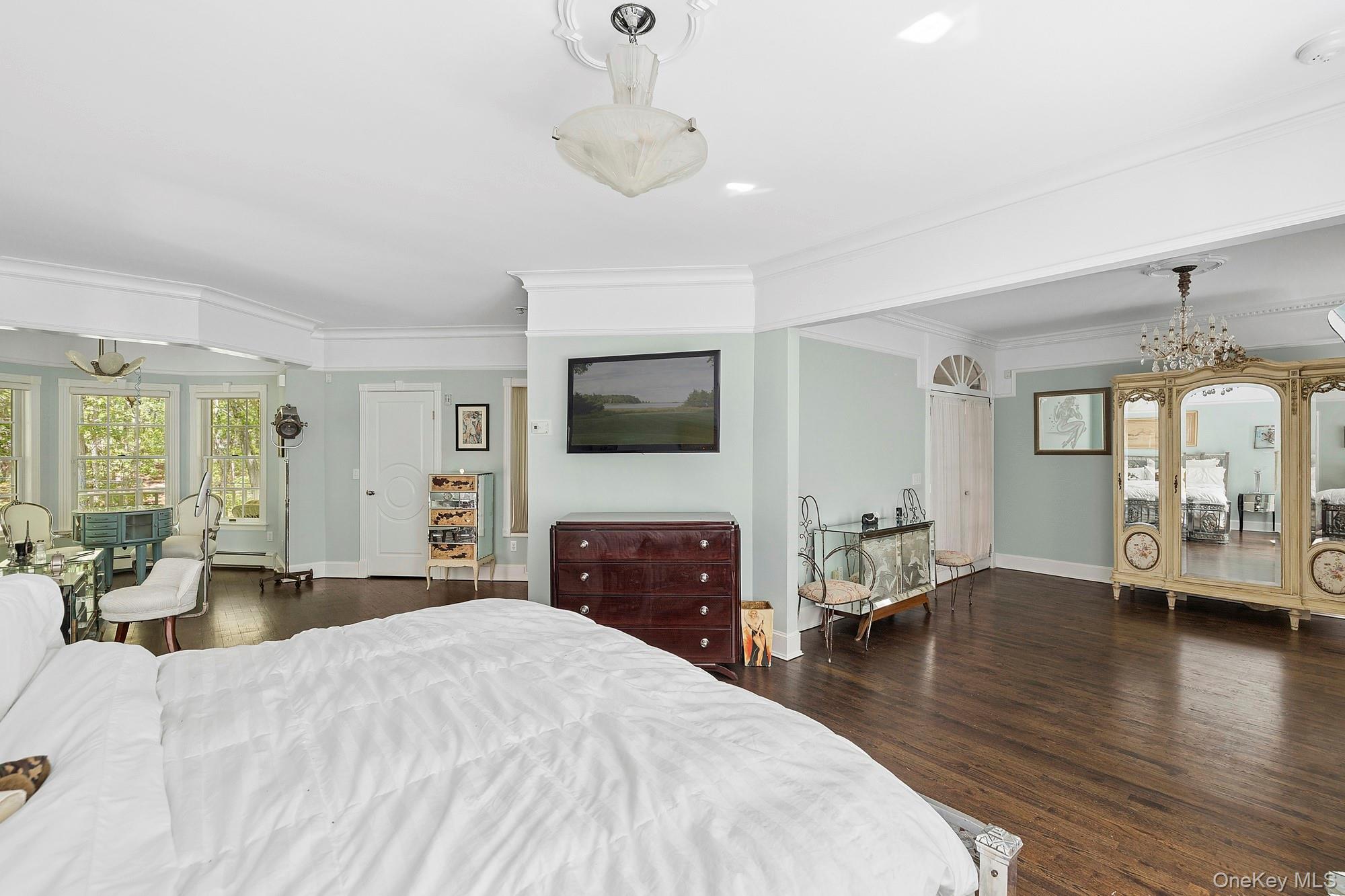 602A Twin Hills Court