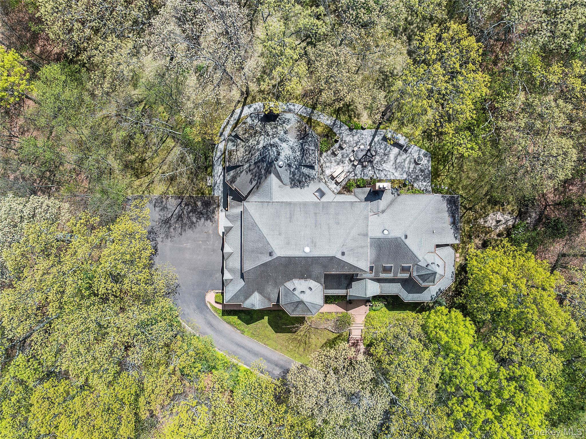 602A Twin Hills Court