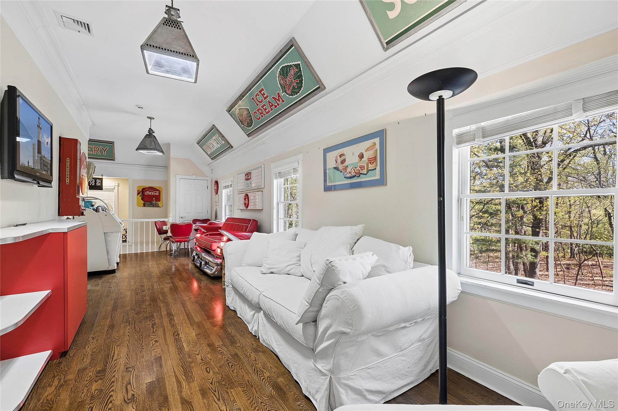 602A Twin Hills Court